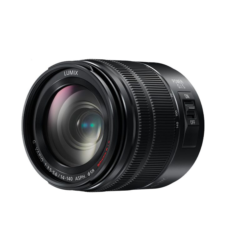 PANASONIC LUMIX GH5 4K MIRRORLESS CAMERA + LENTE LUMIX 14-140 thumbnail 2