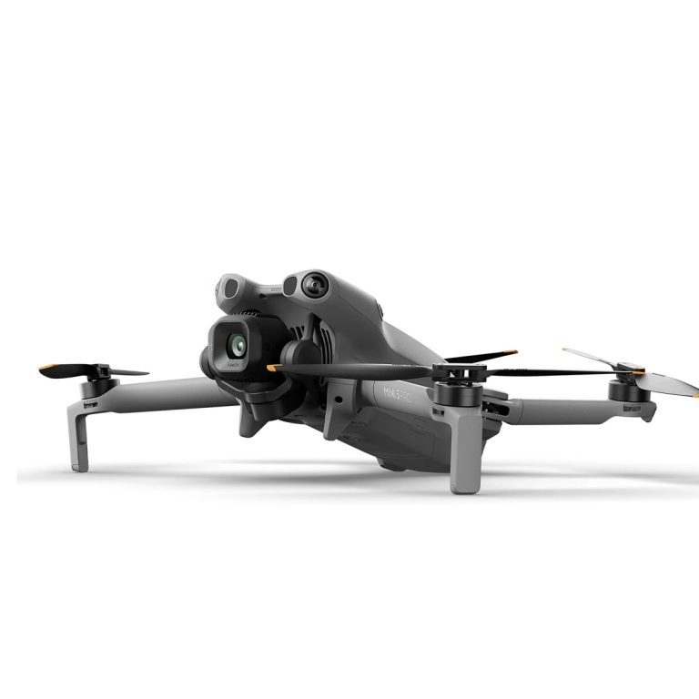 DJI MINI 5 PRO FLY MORE COMBO (DJI RC 2) 36 Minute Flight Time thumbnail 3